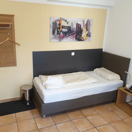Rent this 1 bed apartment on Baldhamer Straße 72 in 85591 Vaterstetten, Germany