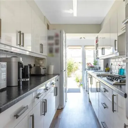 Image 2 - Ruskin Walk, Blackbrook, London, BR2 8EP, United Kingdom - Townhouse for sale