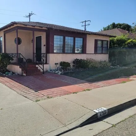 Buy this 2 bed house on 276 Harding Avenue in Oxnard, CA 93030