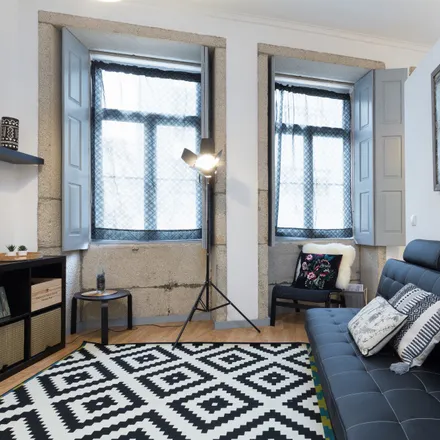 Rent this 2 bed apartment on Rua de Cedofeita in 4050-122 Porto, Portugal