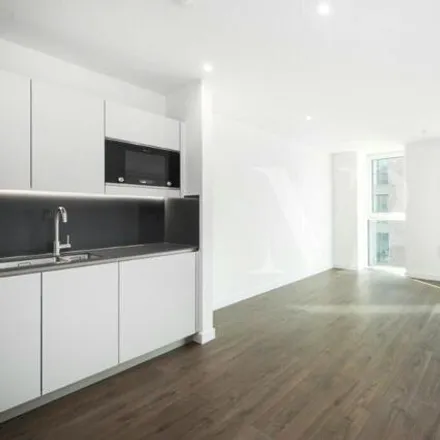 Rent this 1 bed room on Mulberry Apartments in 1-40 Coster Avenue, London