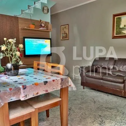 Buy this 4 bed house on Rua Reverendo Israel Vieira Ferreira 119 in Vila Sabrina, São Paulo - SP