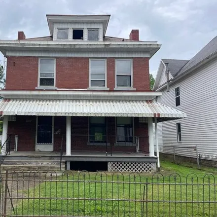 Image 1 - 1137 George Street, Parkersburg, WV 26101, USA - House for sale