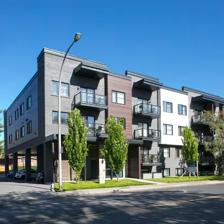 Image 1 - 1800 Avenue Victoria, Saint-Lambert, QC J4S 1R5, Canada - Apartment for rent