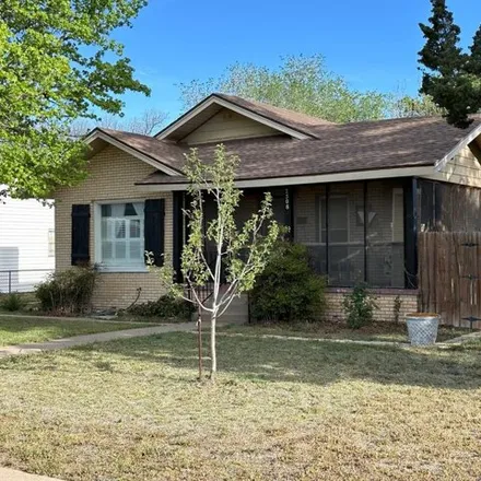 Buy this 2 bed house on 2522 27th Street in Lubbock, TX 79410