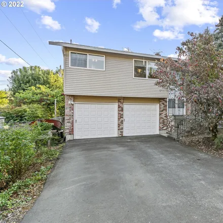 Buy this 3 bed house on 1107 Northwest 52nd Street in Vancouver, WA 98663