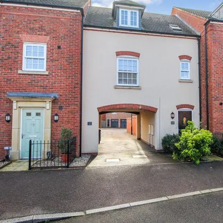 Rent this 2 bed townhouse on Lewis Close in Kempston, MK42 7FX