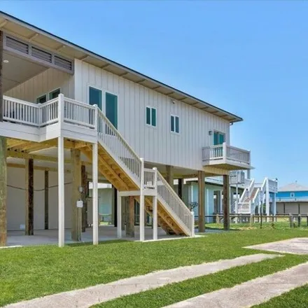 Image 2 - 222 Palmview Drive, Galveston County, TX 77650, USA - House for sale