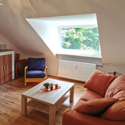 Rent this 2 bed apartment on Telegrafstraße 16 in 53842 Troisdorf, Germany