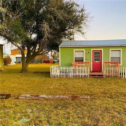 Image 6 - 247 Adams Avenue, Port O'Connor, Calhoun County, TX 77982, USA - House for sale