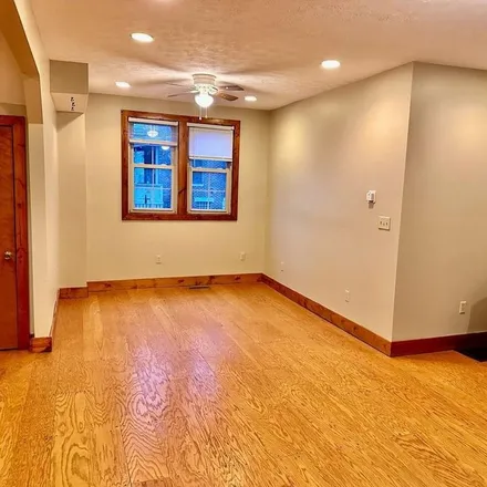 Rent this 3 bed apartment on 244 Quitman Street in Walnut Hills, Dayton
