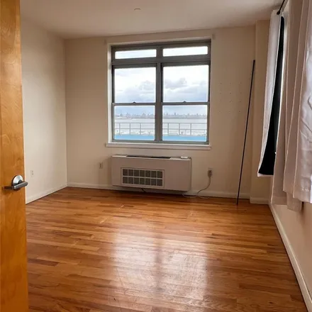 Image 3 - 14-34 110th Street, New York, NY 11356, USA - Apartment for rent