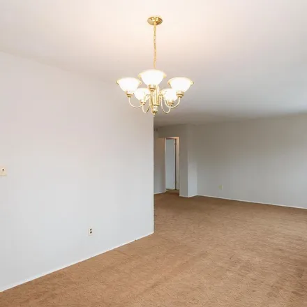 Image 4 - 7918 Pipers Path, Shetland Square, Glen Burnie, MD 21061, USA - Apartment for rent