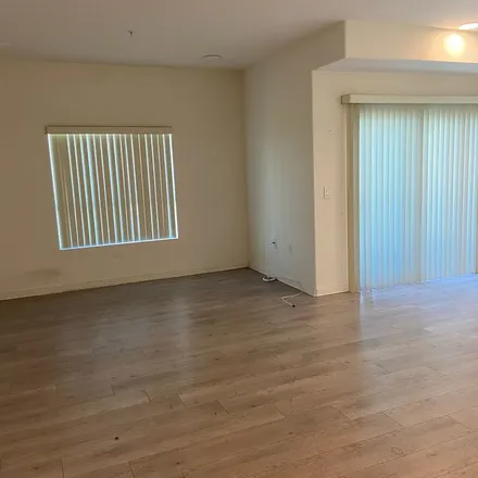 Image 4 - 6312 Beck Avenue, Los Angeles, CA 91606, USA - Apartment for rent