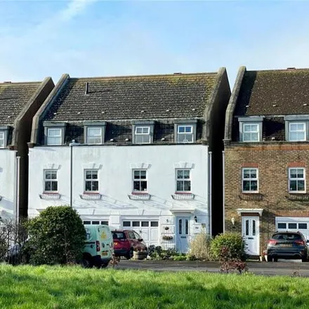Image 1 - College Green, Eastbourne, BN21 2JT, United Kingdom - Townhouse for sale