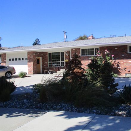 Rent this 4 bed house on Central Dr in Coulee Dam, WA