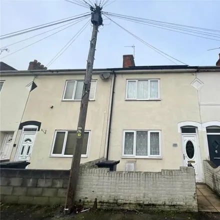 Rent this 2 bed house on Redcliffe Street in Swindon, SN2 2DA
