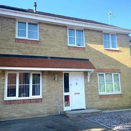 Rent this 4 bed house on St Mary's Court in Cardiff, CF5 5PU