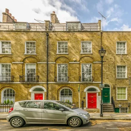 Rent this 2 bed apartment on 7 Duncan Terrace in Angel, London