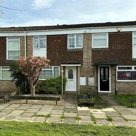 Buy this 3 bed townhouse on Markenfield in Swindon, SN5 8AA