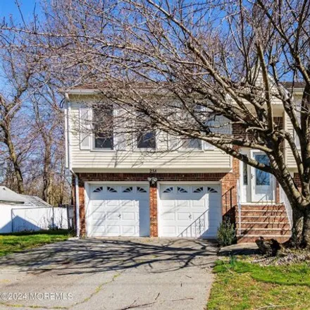 Buy this 4 bed house on 266 Milltown Road in Orchard Heights, East Brunswick Township