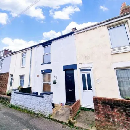 Buy this 3 bed townhouse on Vernon Road in Gosport, PO12 3NT
