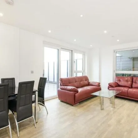 Image 2 - Wedgewood Apartments, Wandsworth Road, London, SW8 2EW, United Kingdom - Apartment for rent