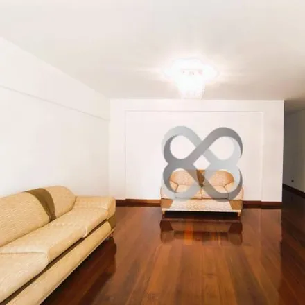 Rent this 3 bed apartment on Rua Santos 737 in Centro Histórico, Londrina - PR