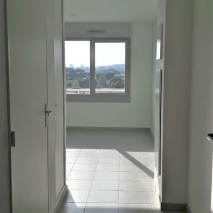 Rent this 1 bed apartment on 55 Avenue Édouard Michelin in 63100 Clermont-Ferrand, France