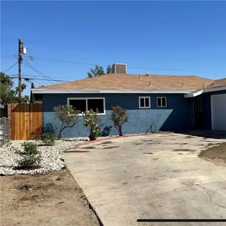 Buy this 3 bed house on 5804 Gary Place in Kern County, CA 93307