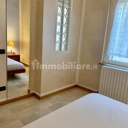 Image 4 - Piazza Francesco Viviani 14a, 37121 Verona VR, Italy - Apartment for rent