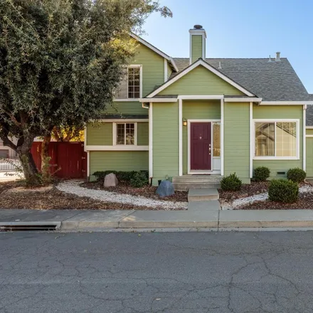 Buy this 3 bed house on 947 Edgewood Circle in Suisun City, CA 94585