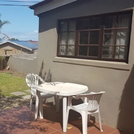 Image 2 - Hibiscus Road, Hibiscus Coast Ward 2, Hibiscus Coast Local Municipality, 4270, South Africa - House for rent