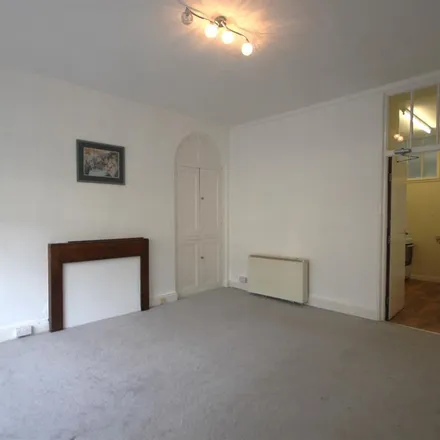 Rent this 1 bed apartment on Woodlands Avenue in Stockport, SK6 1QU
