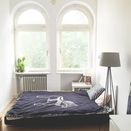 Rent this 3 bed apartment on Vanadisvägen 13 in 113 44 Stockholm, Sweden
