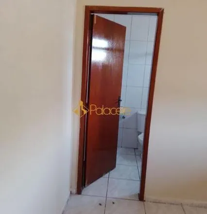 Buy this 2 bed house on Rua Constantino Frugoli 300 in Belém, Taubaté - SP