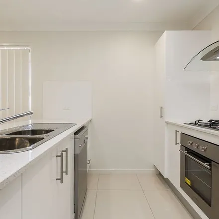 Image 6 - Sturt Street, Oxenford QLD 4210, Australia - Apartment for rent