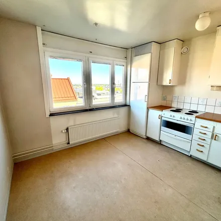 Rent this 2 bed apartment on Sommarrogatan in 632 27 Eskilstuna, Sweden