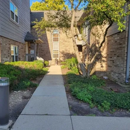 Rent this 2 bed condo on 27 Foxcroft Road in Naperville, IL 60565