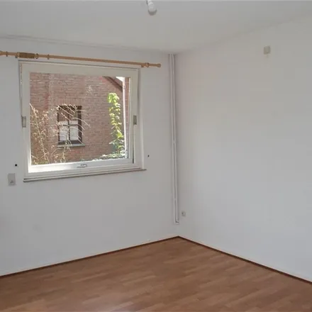 Image 9 - Rue Guyaux, 5020 Namur, Belgium - Apartment for rent