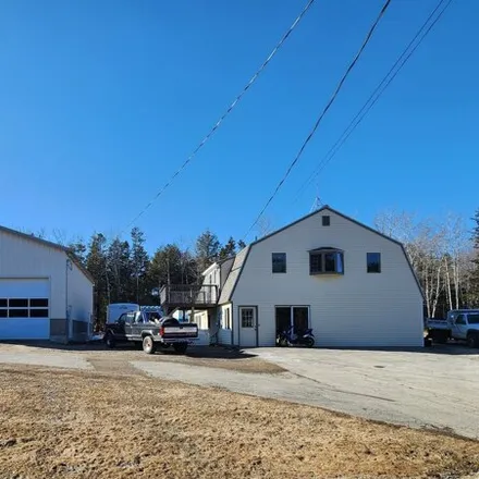 Image 1 - 194 Main Rd, Islesboro, Maine, 04848 - House for sale
