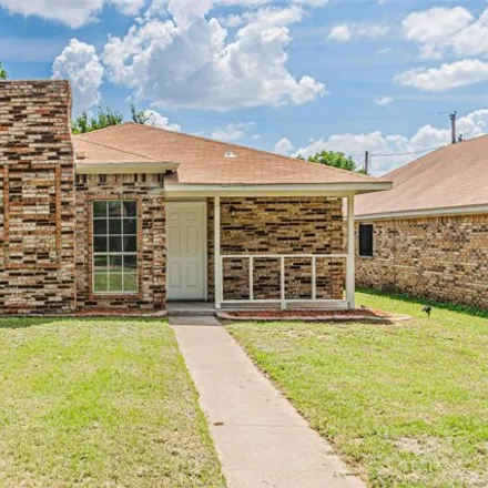 Buy this 3 bed house on 1914 Etain Rd in Irving, Texas