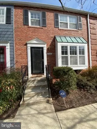 Rent this 3 bed townhouse on 6679 Fairfax Road in Bethesda, MD 20815