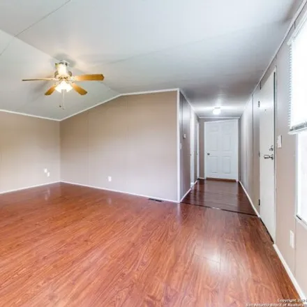 Image 8 - 215 Medina Drive, Bandera County, TX 78003, USA - Apartment for sale