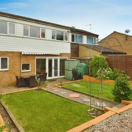 Buy this 3 bed townhouse on Abbotsfield in Milton Keynes, MK6 5AB
