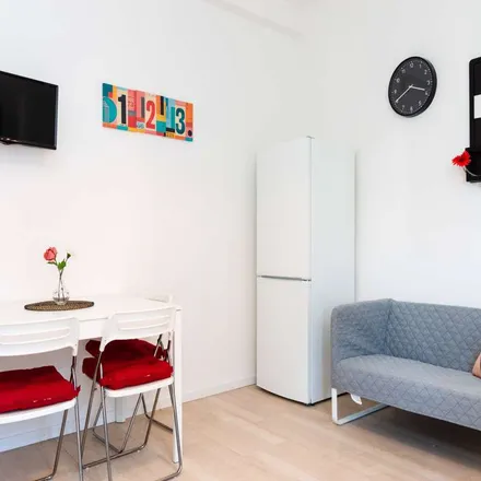 Image 6 - Scuola elementare Luigi Scrosati, Via Luigi Scrosati, 20146 Milan MI, Italy - Apartment for rent