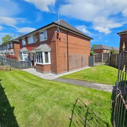 Buy this 3 bed duplex on Shayfield Road in Wythenshawe, M22 8DQ