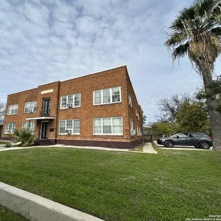 Image 2 - 1419 West Woodlawn Avenue, San Antonio, TX 78201, USA - Apartment for rent