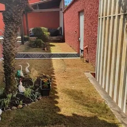 Buy this 3 bed house on Rua Ipê in Sede, Contagem - MG