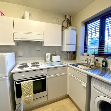 Image 3 - Chaffinch Close, Wythenshawe, M22 4WX, United Kingdom - Apartment for rent
